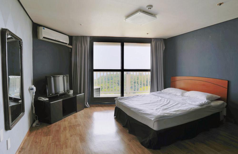 Resort Kensington Jeju Jungmun 4*