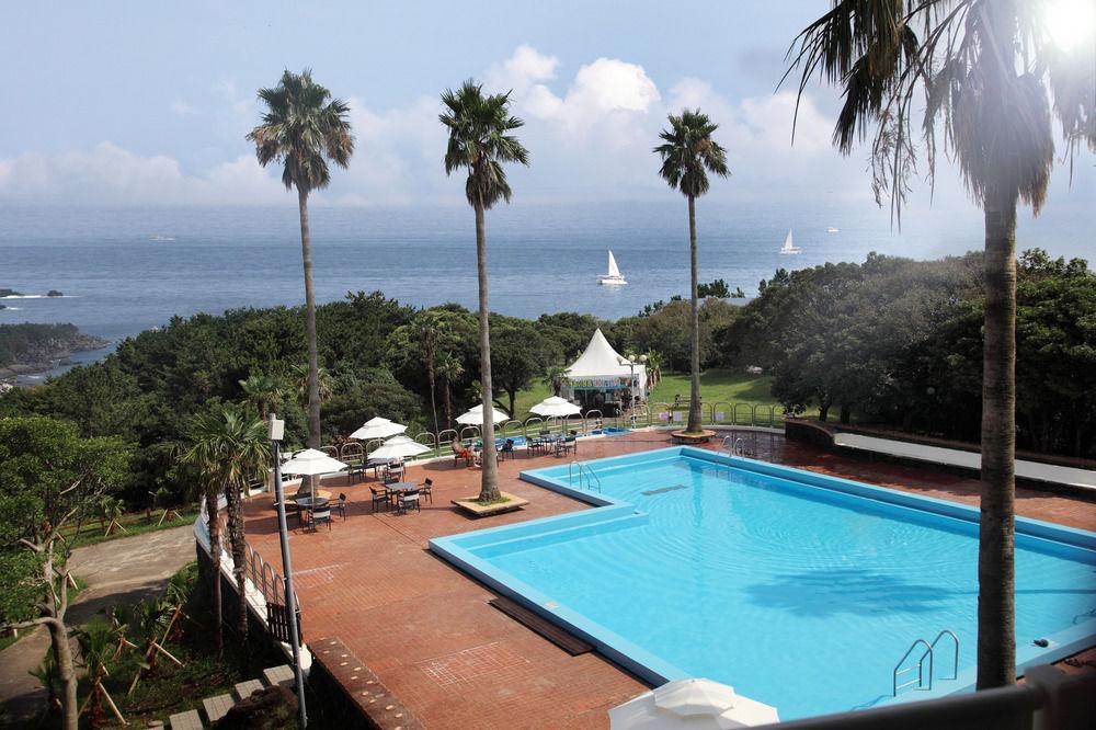 Resort Kensington Jeju Jungmun