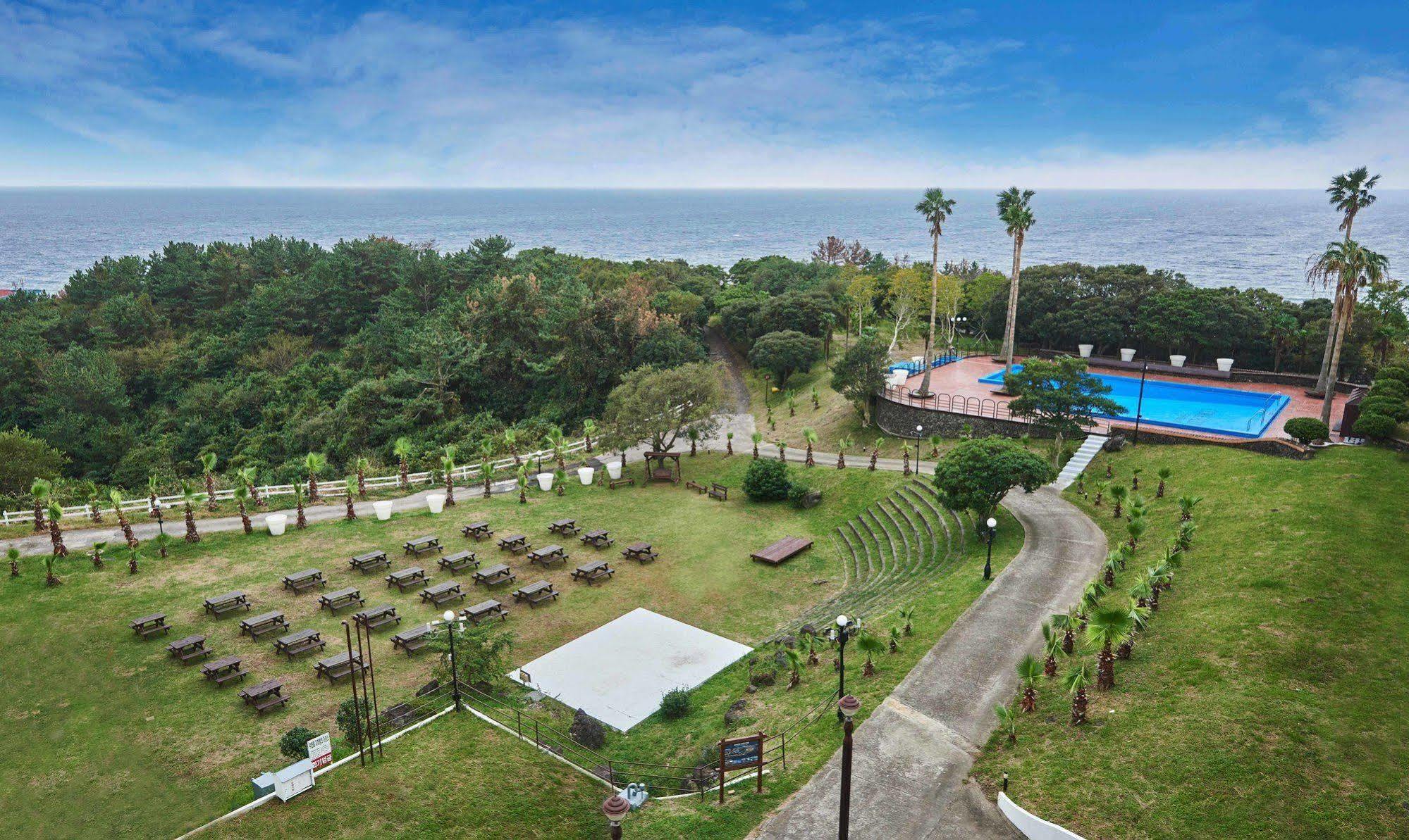 Kensington Jeju Jungmun